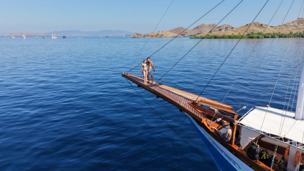 How to Choose the Right Private Phinisi Boat for Your Komodo Trip